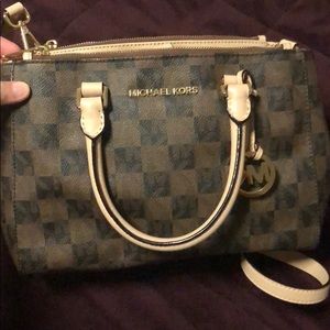 Micheal Kors Purse